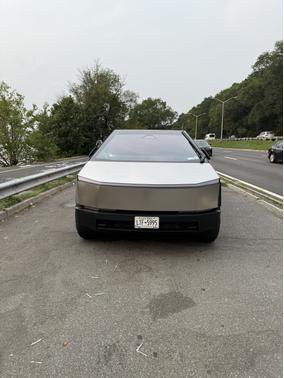 2024 Tesla Cybertruck AWD
