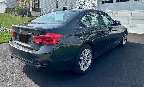 2017 BMW 320 i xDrive