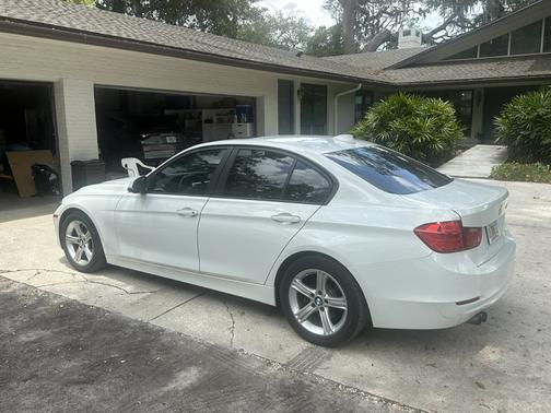 White 2013 BMW 328 i