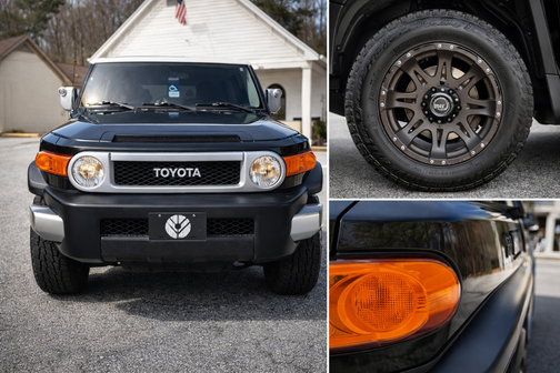 2012 Toyota FJ Cruiser Base