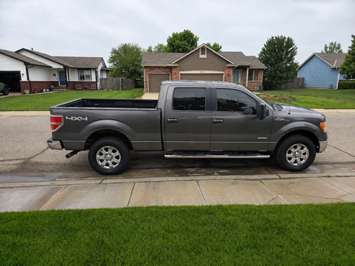 Gray 2013 Ford F-150 XLT