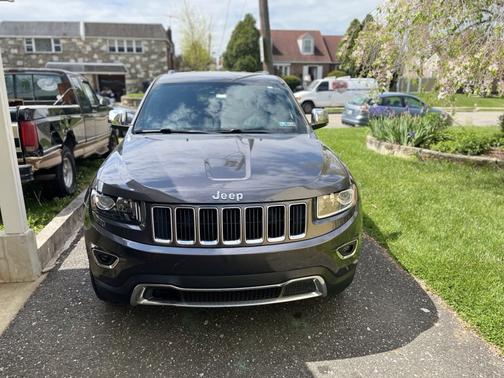 Gray 2015 Jeep Grand Cherokee Limited