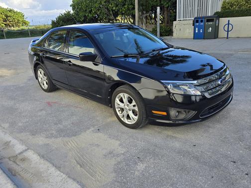 2012 Ford Fusion SE