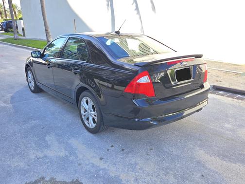 2012 Ford Fusion SE