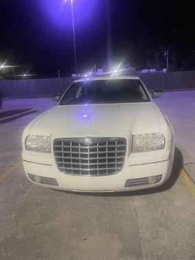 Beige 2010 Chrysler 300 Touring