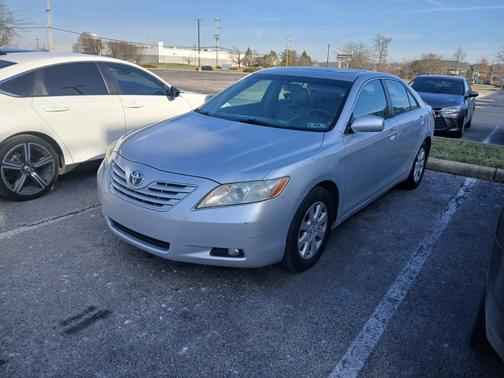 Silver 2008 Toyota Camry XLE
