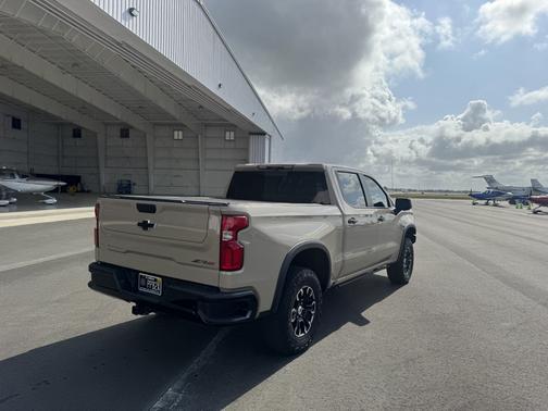 2023 Chevrolet Silverado 1500 ZR2
