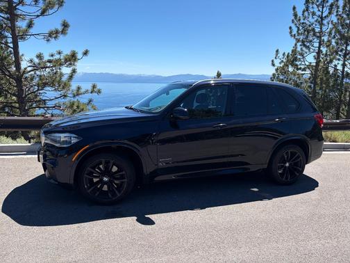 Black 2018 BMW X5 xDrive50i