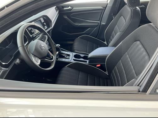 2023 Volkswagen Jetta 1.4T Sport