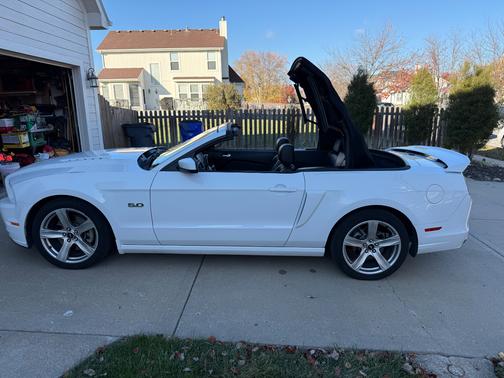 2014 Ford Mustang GT Premium