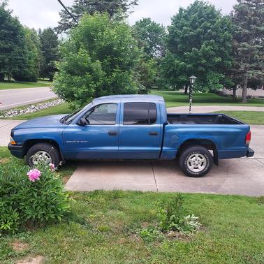 2002 Dodge Dakota Sport Quad Cab