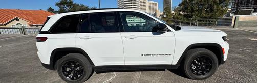 White 2025 Jeep Grand Cherokee Altitude X