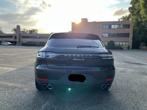 2021 Porsche Macan S