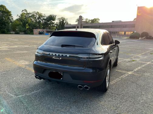 2021 Porsche Macan S