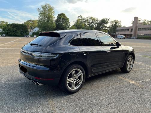 2021 Porsche Macan S