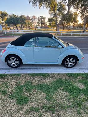 2006 Volkswagen New Beetle 2.5