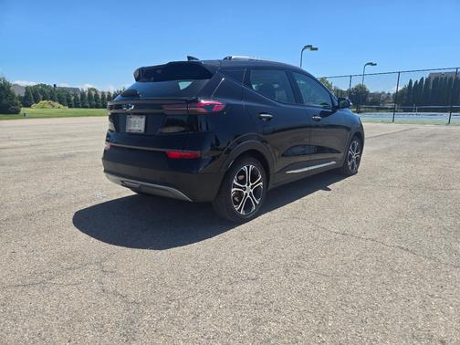 Black 2022 Chevrolet Bolt EUV Premier