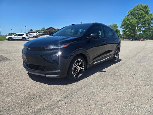 Black 2022 Chevrolet Bolt EUV Premier