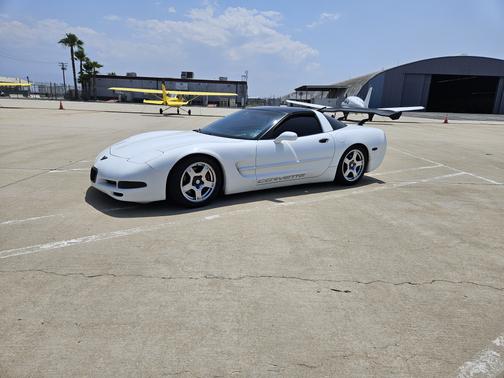 1999 Chevrolet Corvette Base