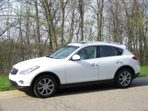 White 2010 INFINITI EX35 Journey