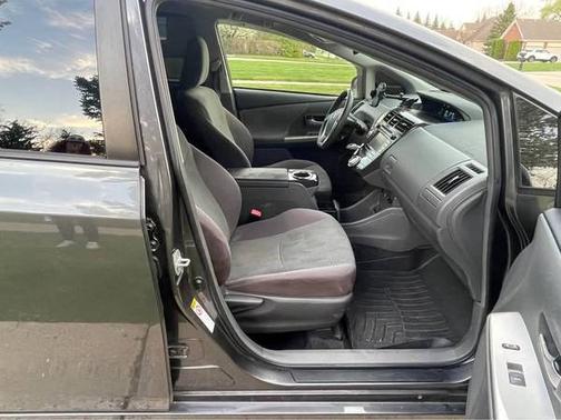 2012 Toyota Prius v Five