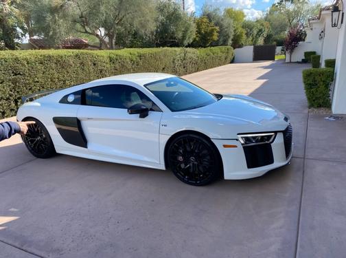 2017 Audi R8 5.2 V10 plus