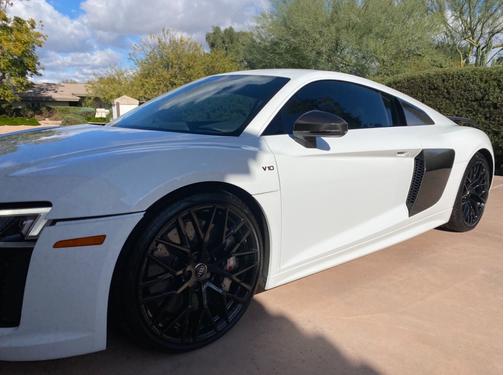 2017 Audi R8 5.2 V10 plus