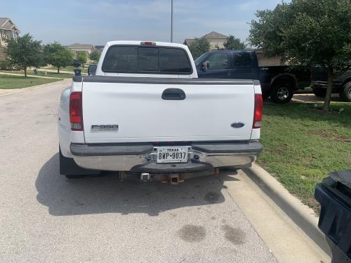 2005 Ford F-350 XLT Crew Cab Super Duty DRW
