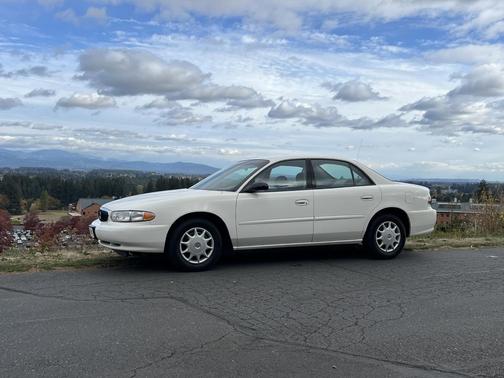 White 2003 Buick Century Custom