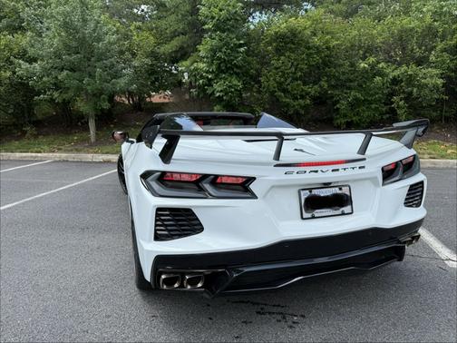 White 2025 Chevrolet Corvette Stingray w/2LT