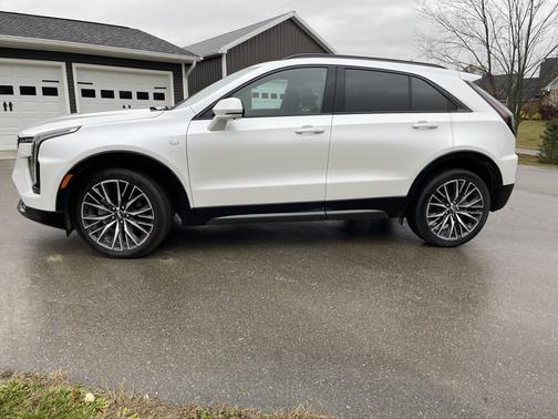 2025 Cadillac XT4 Sport