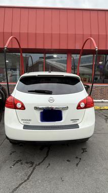 White 2013 Nissan Rogue S