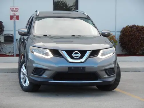 Gray 2016 Nissan Rogue SV