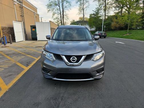 2016 Nissan Rogue SV