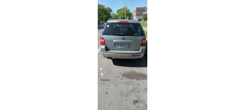 Gray 2005 Ford Freestyle SE