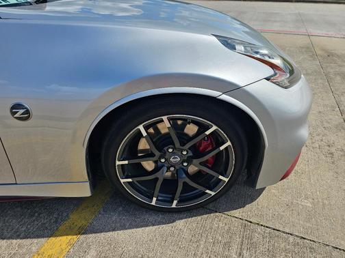 Silver 2017 Nissan 370Z NISMO Tech