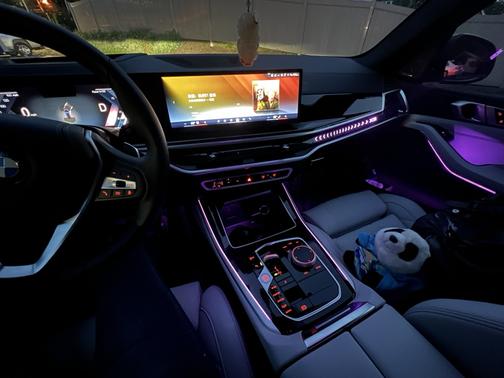 Black 2025 BMW X5 xDrive40i