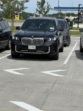 Black 2025 BMW X5 xDrive40i