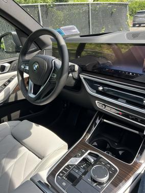 Black 2025 BMW X5 xDrive40i