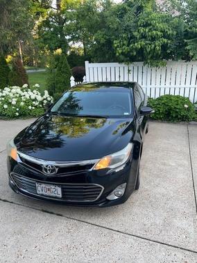 Black 2014 Toyota Avalon XLE