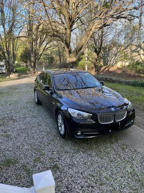 Photo 1 of 4 of 2017 BMW 550 Gran Turismo i xDrive