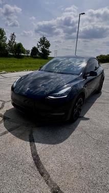 Black 2023 Tesla Model Y AWD