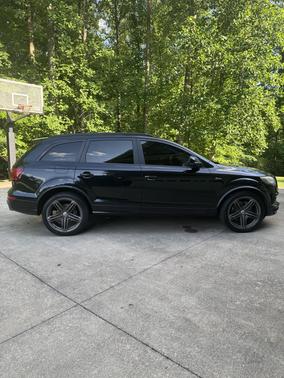 Black 2014 Audi Q7 3.0T S line Prestige