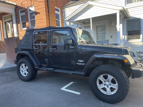 2010 Jeep Wrangler Unlimited Sahara