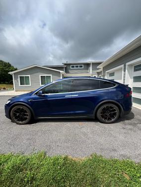 Blue 2017 Tesla Model X 90D