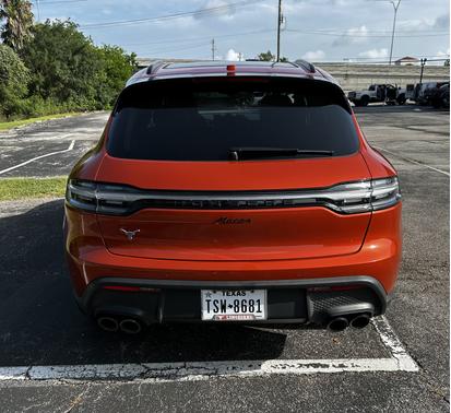 2023 Porsche Macan T
