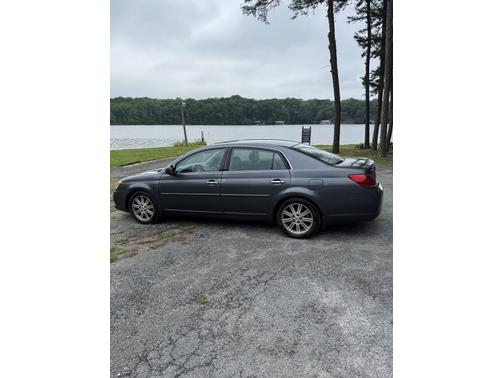 2008 Toyota Avalon XL