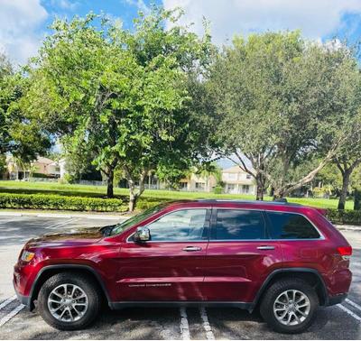 Red 2015 Jeep Grand Cherokee Limited