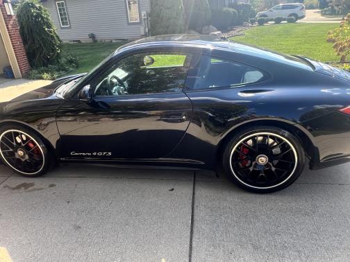 2012 Porsche 911 911 Carrera 4 GTS
