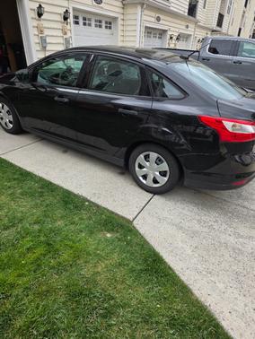 Black 2014 Ford Focus S